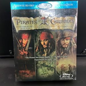 Disneys Pirate of Caribbean 3 movie dvd Blu-ray Discs.